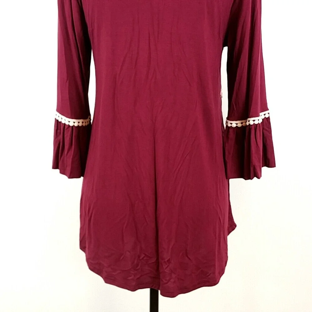 Lovely Souls Tunic Top Womens Small Burgundy Pom Pom Trim Bell Sleeve
